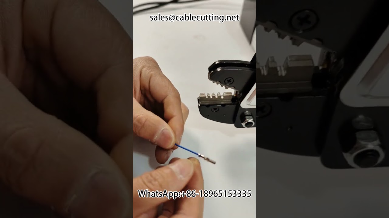 Electric terminal crimping machine, can replace the mould crimping different terminals