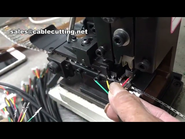 端子压接模具应用器：高效精准的线束连接工具